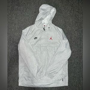 Jordan Windbreaker/ 3/4 zip